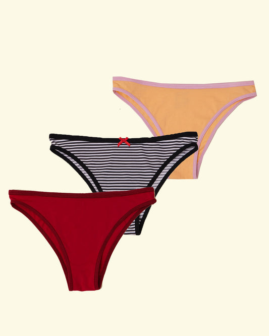 Pack of 3 Bikinis ☆